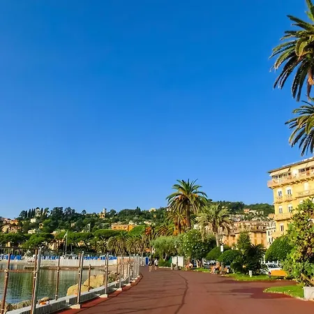 Apartment Casa Regina 800 Mt From The Sea - Happy *